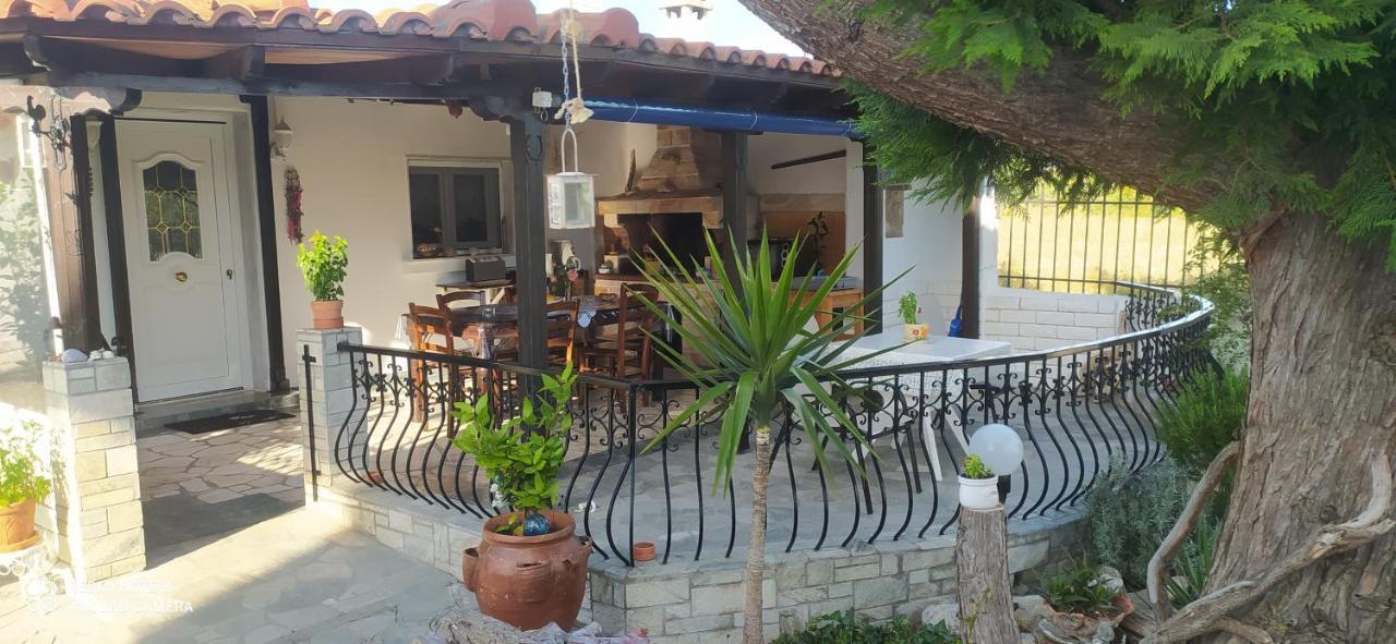Ekali-Haus Villa Nea Iraklia Buitenkant foto