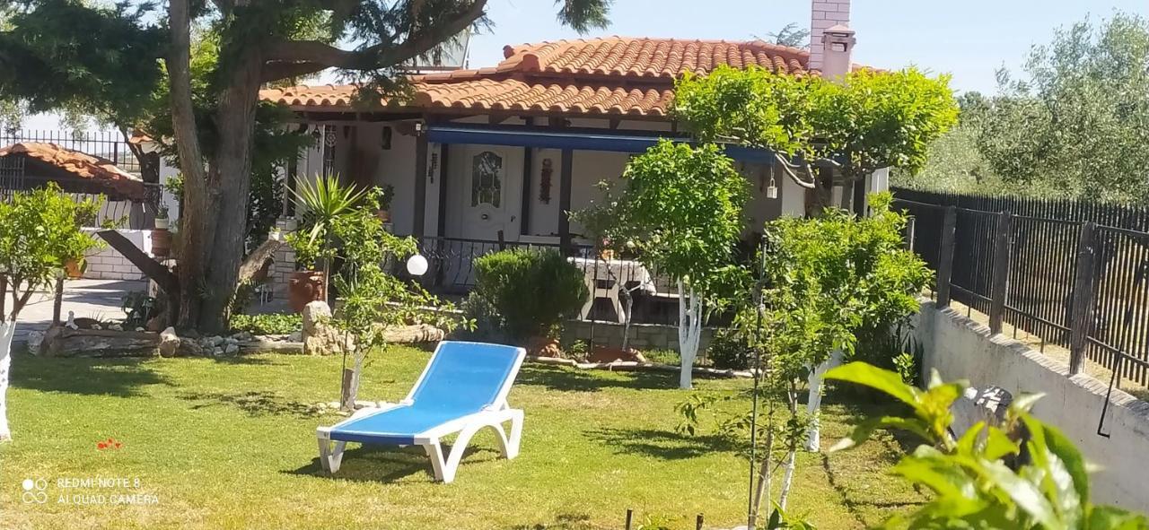 Ekali-Haus Villa Nea Iraklia Buitenkant foto