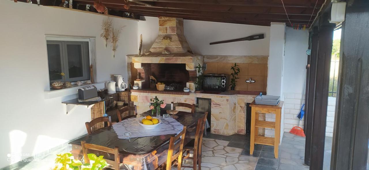 Ekali-Haus Villa Nea Iraklia Buitenkant foto
